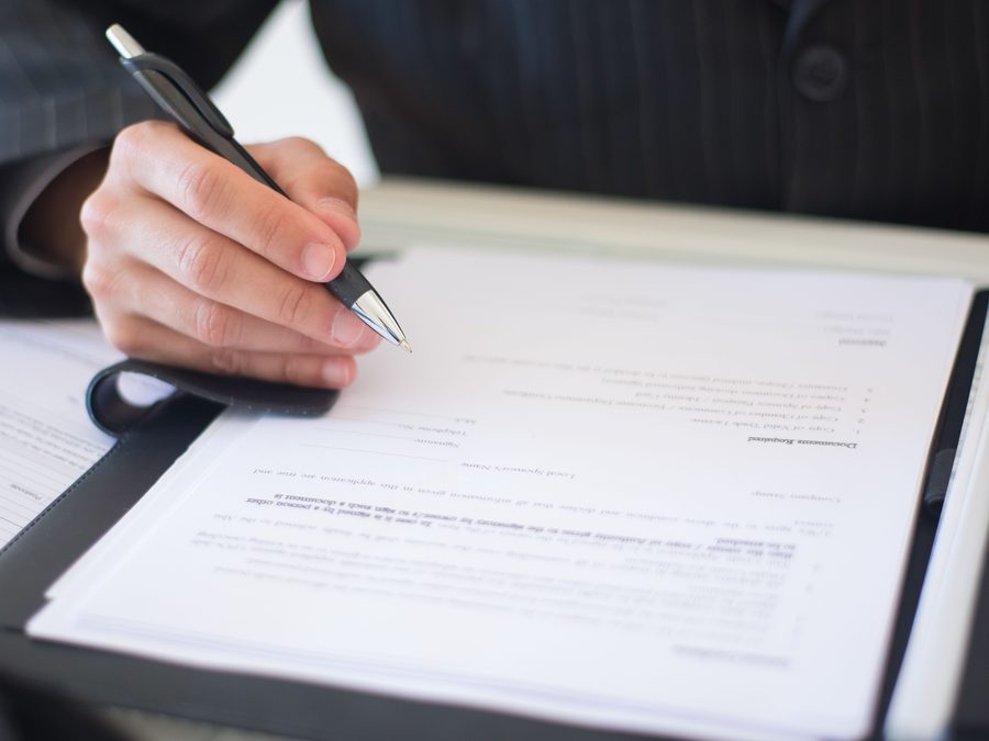Constitution de dossiers réglementaires et conformité